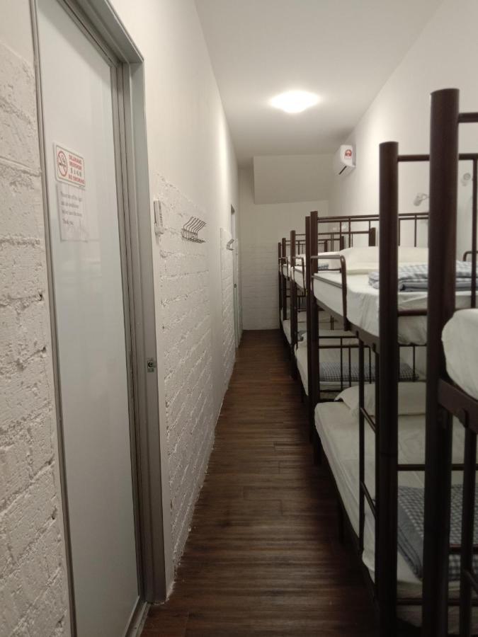 Хостел Sydney Backpackers Jonker Street Melaka Экстерьер фото